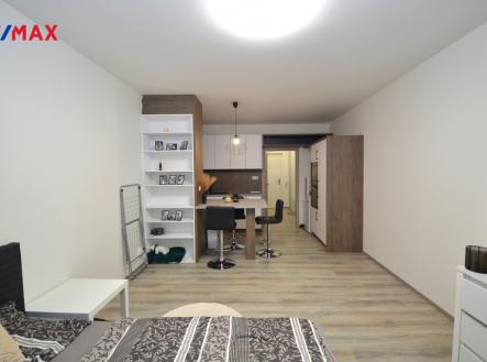 dsc-0657.jpg | Pronájem bytu, 1+kk, 33 m²