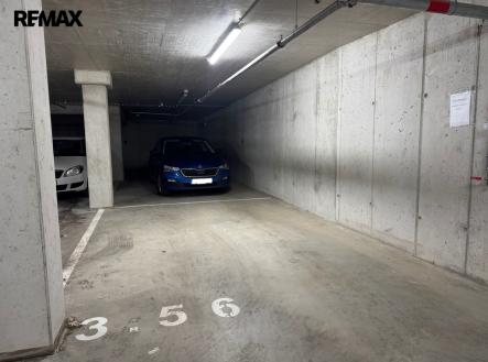 img-8473-rozostreny.jpg | Pronájem - malý objekt/garáž