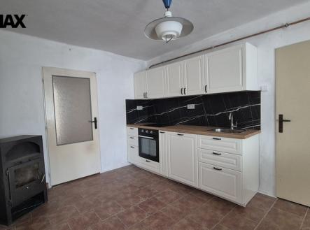 20241209-114952.jpg | Pronájem - dům/vila, 80 m²