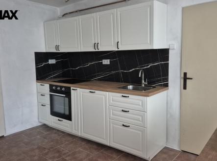 20241209-114944.jpg | Pronájem - dům/vila, 80 m²