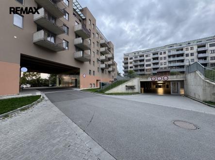 img-6706.jpeg | Pronájem - malý objekt/garáž