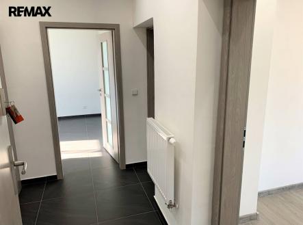 img_8fa4f4b43c.jpg | Pronájem bytu, 2+1, 70 m²