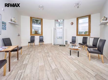 pand8492.jpg | Prodej - obchodní prostor, 92 m²