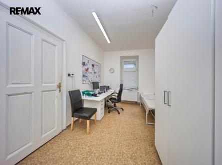 pand8478.jpg | Prodej - obchodní prostor, 92 m²
