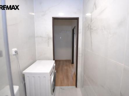 koupelna-2.png | Pronájem bytu, 2+kk, 48 m²