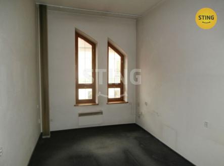 Foto č. 2 | Pronájem - kanceláře, 77 m²