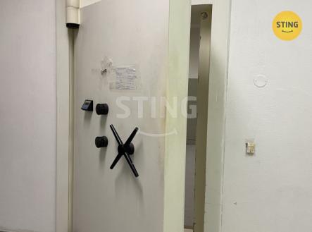 IMG_9135.JPG | Pronájem - skladovací prostor, 42 m²