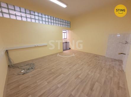 20230913_141108.jpg | Pronájem - kanceláře, 78 m²