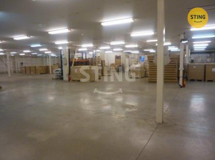 U4.jpg | Pronájem - skladovací prostor, 1 095 m²