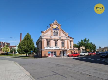 F2.jpg | Prodej - komerční objekt, obchodní centrum, 1 143 m²