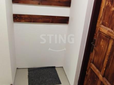 chodba 2.jpg | Pronájem - obchodní prostor, 85 m²
