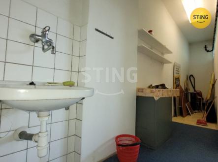 4.jpeg | Pronájem - kanceláře, 37 m²