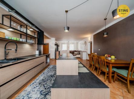 DSC06916.jpg | Prodej - dům/vila, 197 m²