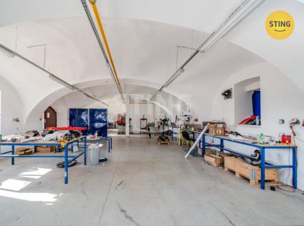 DSC09643.jpg | Prodej - komerční objekt, výroba, 2 880 m²