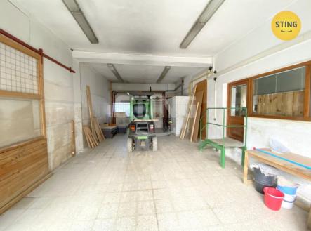 IMG_2247.JPEG | Pronájem - skladovací prostor, 120 m²