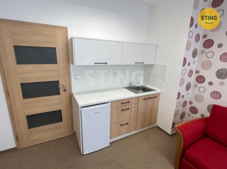 IMG-20250401-WA0008.jpg | Prodej - kanceláře, 46 m²