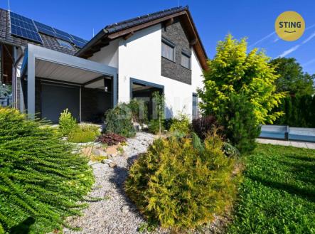 Prodej - dům/vila, 236 m² obrázek