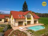 Prodej - dům/vila, 331 m²