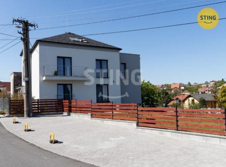 Fotka domu.jpg | Pronájem bytu, 2+kk, 77 m²