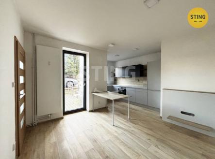 103 n kuchyň.jpg | Prodej bytu, 2+kk, 45 m²