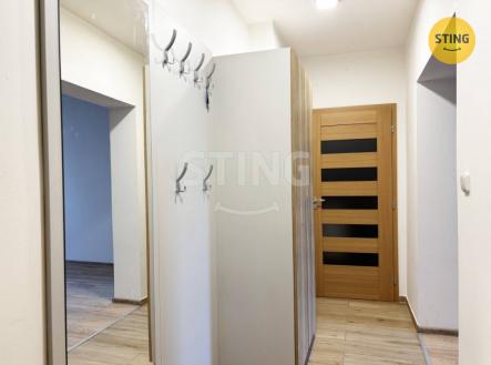 103 n chodba.jpg | Prodej bytu, 2+kk, 45 m²