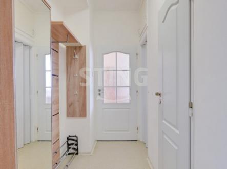 hdr chodba b.jpg | Prodej bytu, 3+1, 81 m²