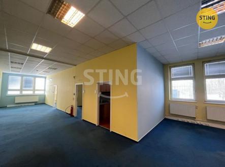 N4.jpg | Pronájem - skladovací prostor, 342 m²