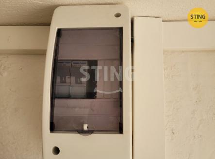 20220427_090925.jpg | Pronájem - malý objekt/garáž