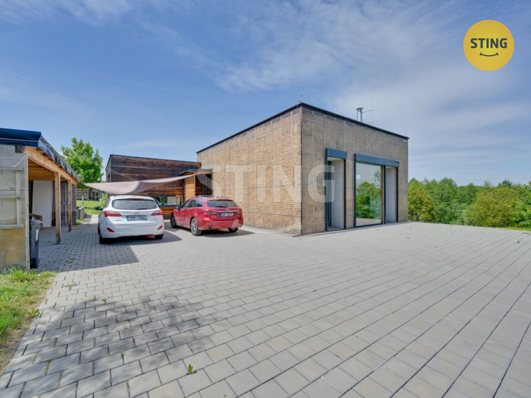 hdr dům.jpg