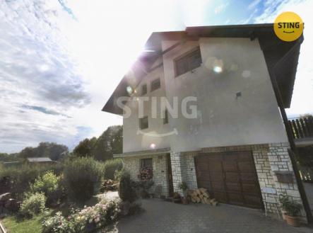 Huslenky_01.jpg | Prodej - dům/vila, 172 m²