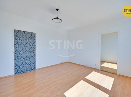 hdr pokoj 1 d.jpg | Prodej bytu, 2+1, 44 m²