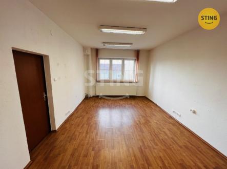 39AD1D7E-B18B-42A9-837D-CF58FA | Pronájem - kanceláře, 67 m²