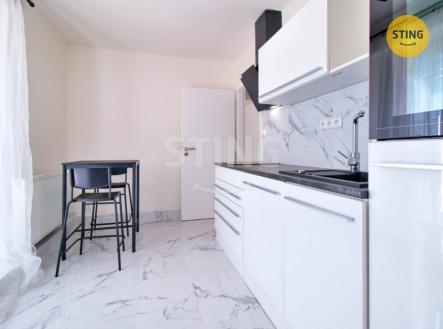 IMG_7658_hdrZON.jpg | Pronájem bytu, 2+1, 60 m²
