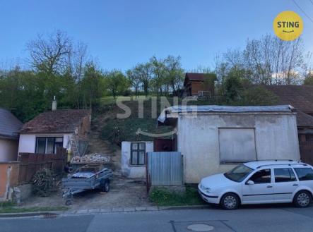 čísty pozemek.jpeg | Prodej - pozemek pro bydlení, 572 m²