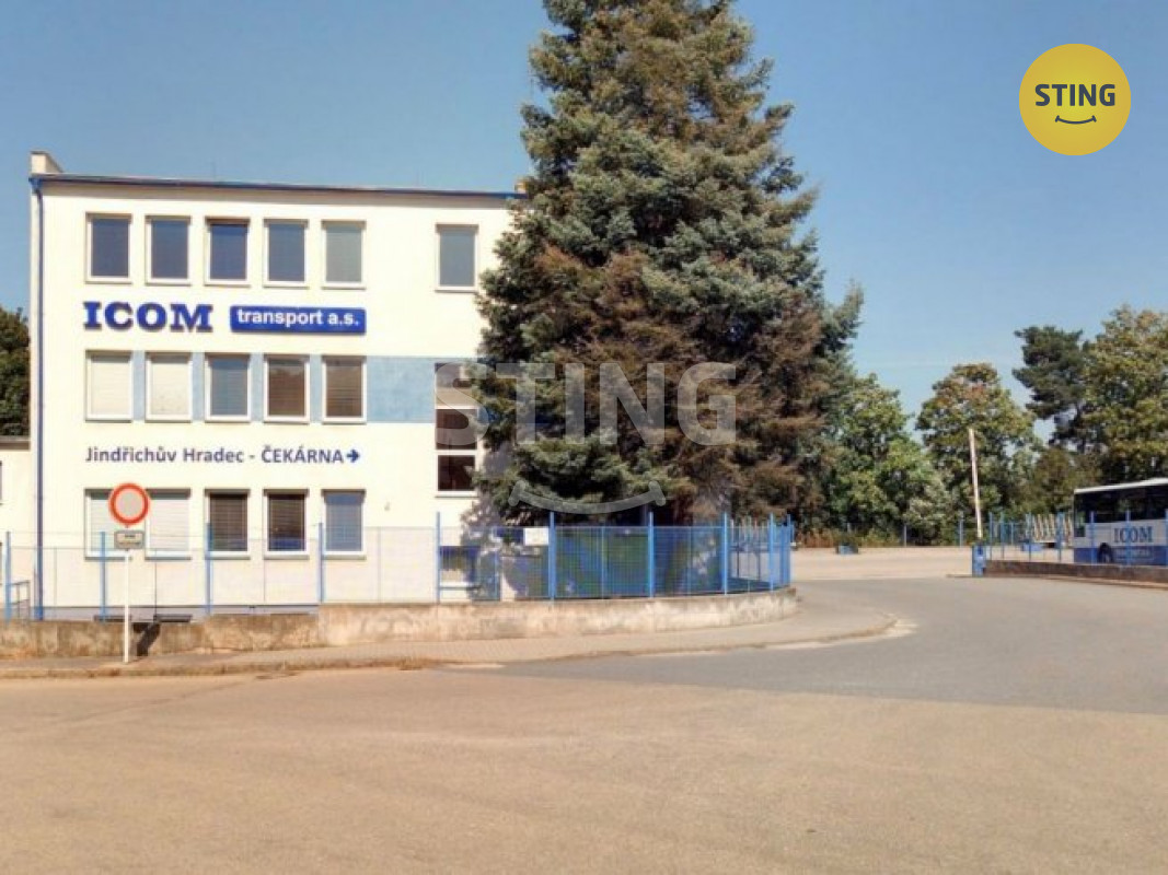 kancelář admin budova.jpeg