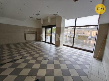 1000012017.jpg | Pronájem - obchodní prostor, 126 m²