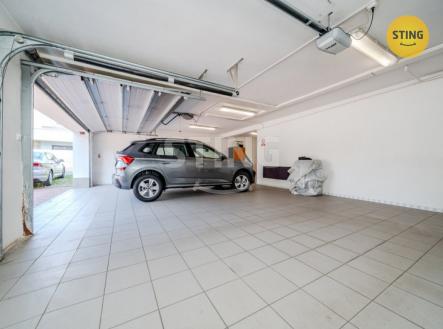 DSC05636.jpg | Pronájem - komerční objekt, administrativní budova, 250 m²