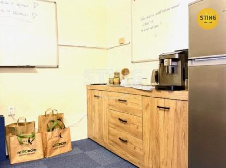 IMG_8099 (1).jpg | Pronájem - kanceláře, 37 m²