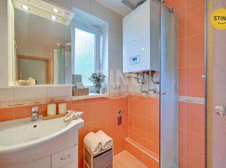 hdr koupelna d.jpg | Prodej bytu, 3+1, 81 m²