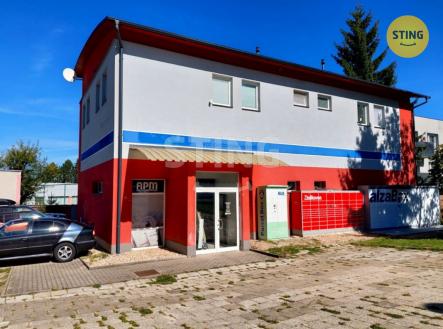 8d8aa424-1857-43d6-90eb-ed8f1d8b00a2.JPG | Pronájem - obchodní prostor, 140 m²