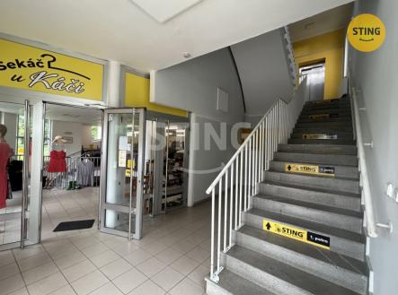 IMG_1670.jpeg | Pronájem - kanceláře, 830 m²