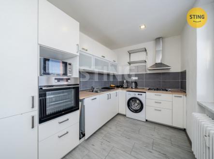 Kyjevská kuchyně 2.jpg | Pronájem bytu, 2+kk, 52 m²