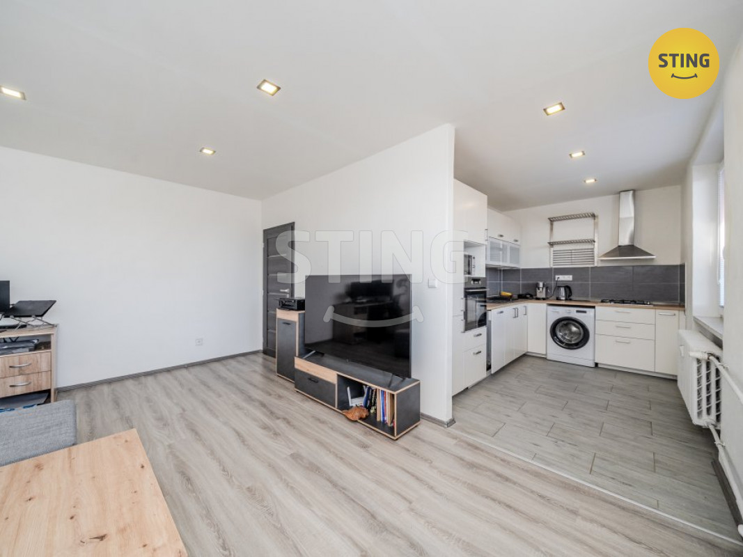 Kyjevská kuchyně s obyvakem.jpg