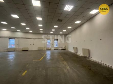 O4.jpg | Pronájem - skladovací prostor, 605 m²