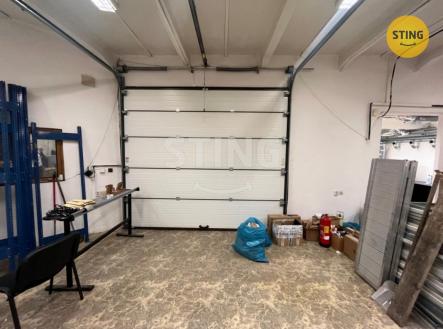 PHOTO-2025-11-21-19-39-27 (1).jpg | Pronájem - skladovací prostor, 86 m²