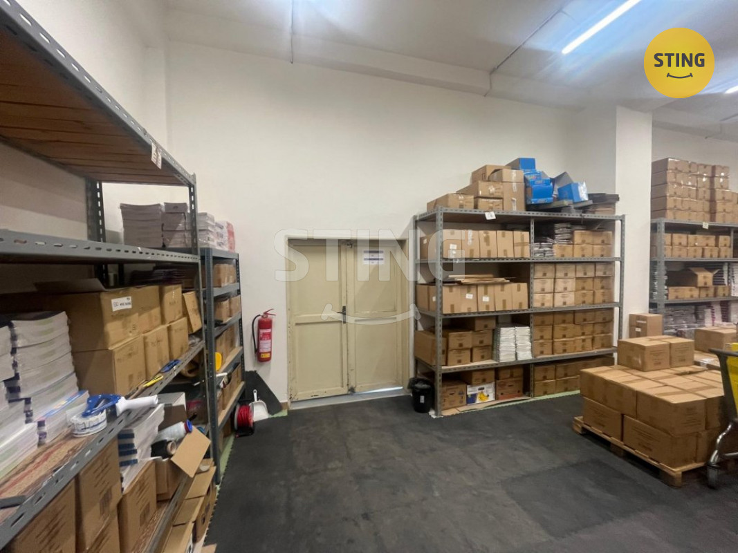 PHOTO-2025-11-24-18-43-12 (4).jpg