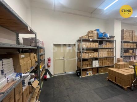 PHOTO-2025-11-24-18-43-12 (4).jpg | Pronájem - skladovací prostor, 75 m²