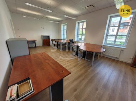 20240905_143238.jpg | Pronájem - kanceláře, 56 m²