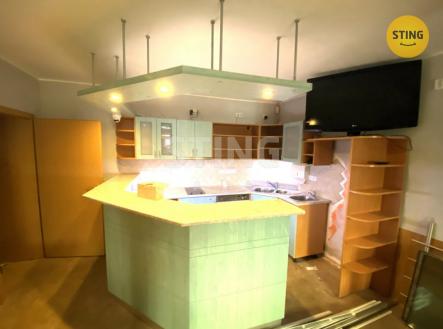 IMG_8429u.JPG | Pronájem - obchodní prostor, 270 m²