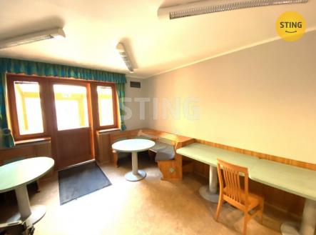 IMG_8430u.JPG | Pronájem - obchodní prostor, 270 m²